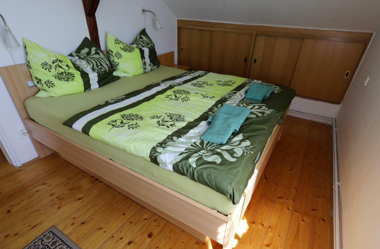 Apartman Skalka Mnichovo Hradiště المظهر الخارجي الصورة