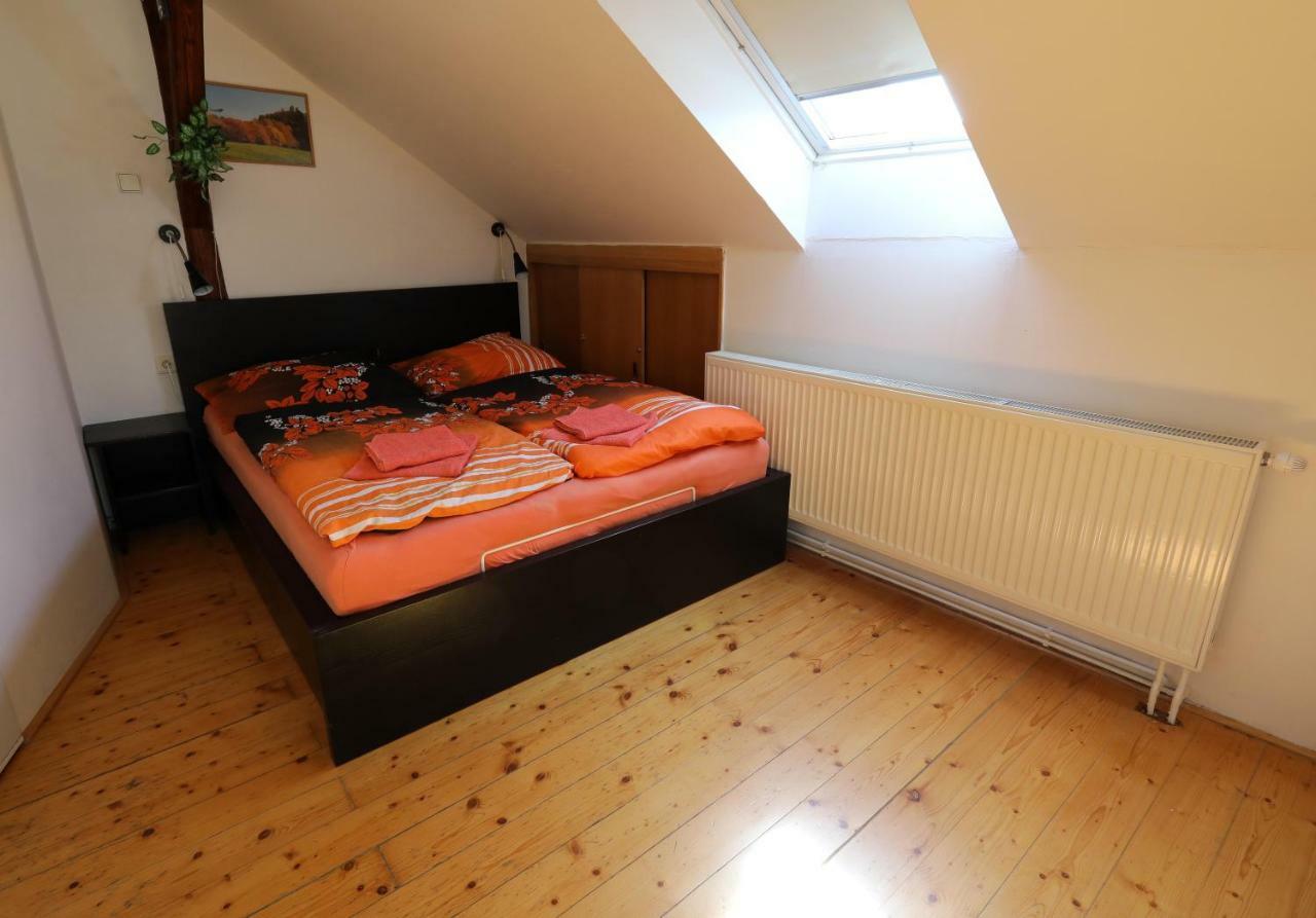 Apartman Skalka Mnichovo Hradiště المظهر الخارجي الصورة